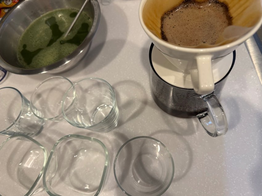 抹茶ゼリーとコーヒー