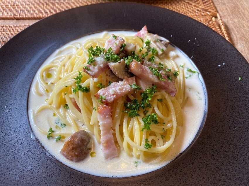 クリームパスタ