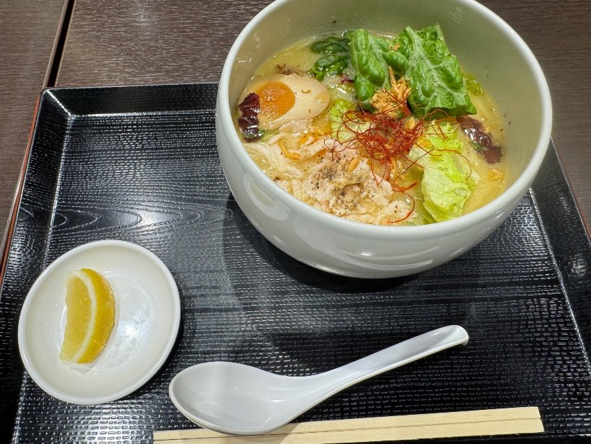 鶏白湯麺
